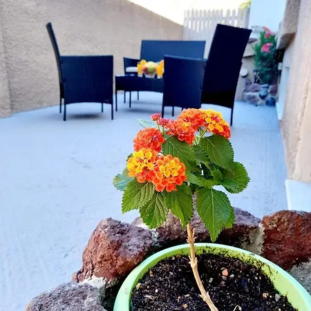 Etoile Perissa (Santorini)