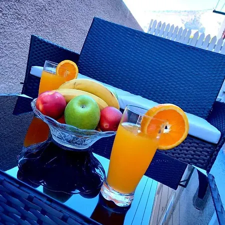 Tatil Evi Etoile Perissa (Santorini)